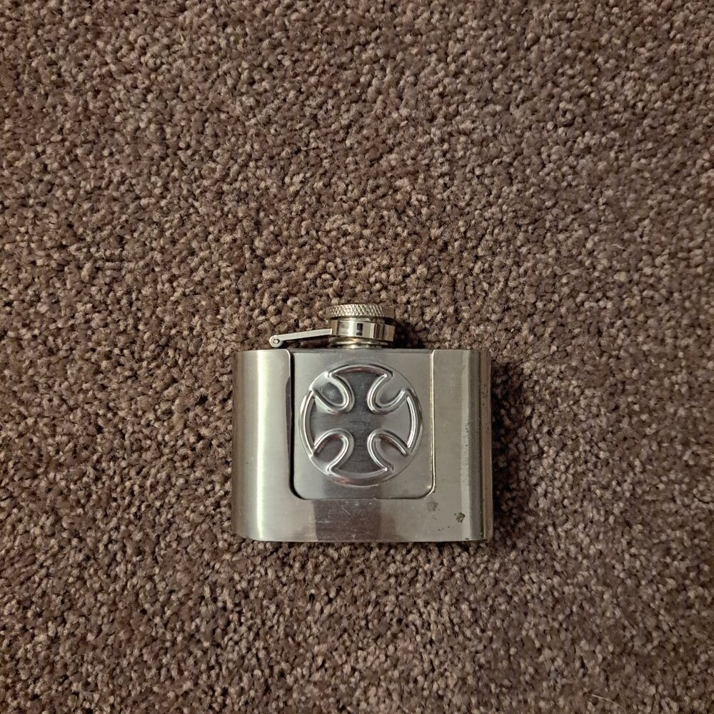 Vintage Body Rage Steel Flask Iron Cross Belt Buckle - Picture 8 of 8